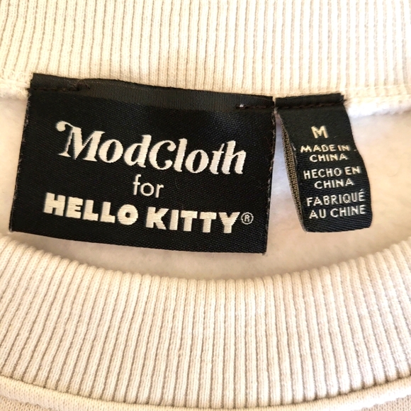 Hello Kitty Rainbow Fun Cozy Warm Sweatshirt Pullover Size M - Picture 9 of 11